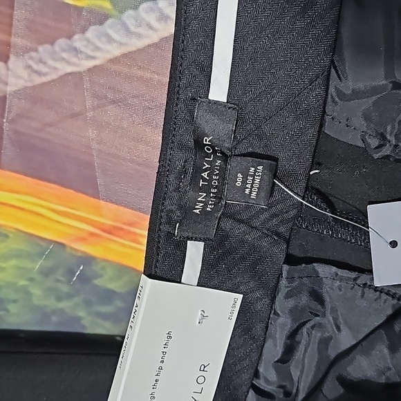 Ann Taylor Ankle Pleated Dress Pants‎ Size 00P NWT - Picture 4 of 7